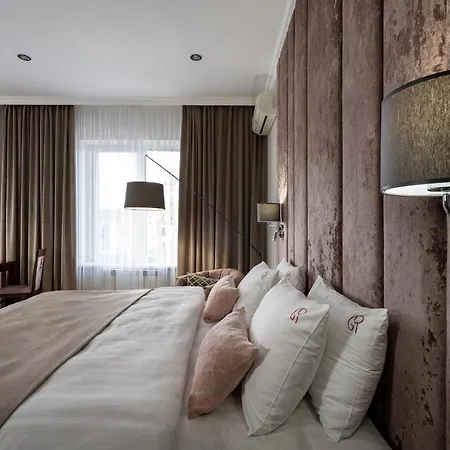 Hotel Greguar By Uhm Kiev